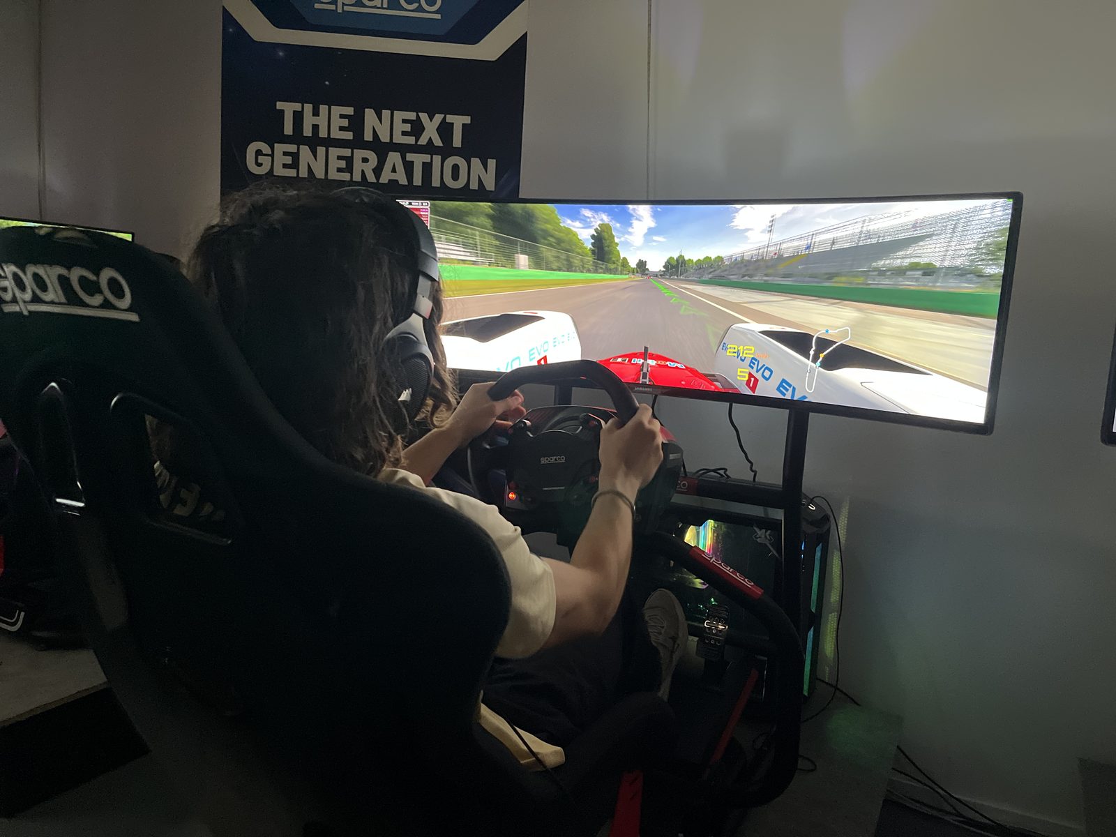 EVG à Lille : le combo simulateurs et jeux de tir pour un groupe qui veut du sensationnel
